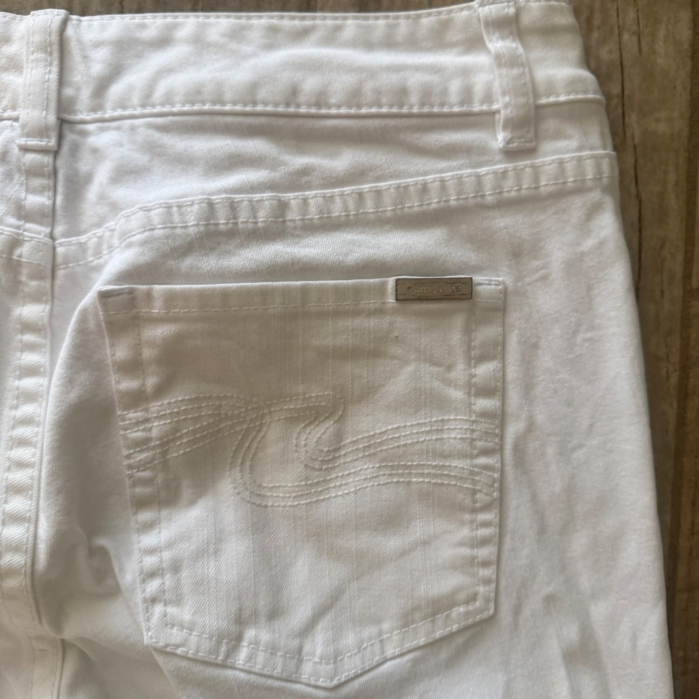 White House Black Market Cropped Jeans in White - Picture 13 of 16